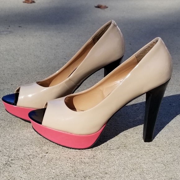 Candie's Shoes - CANDIES Ladies Tan Pink Heels 8 1/2